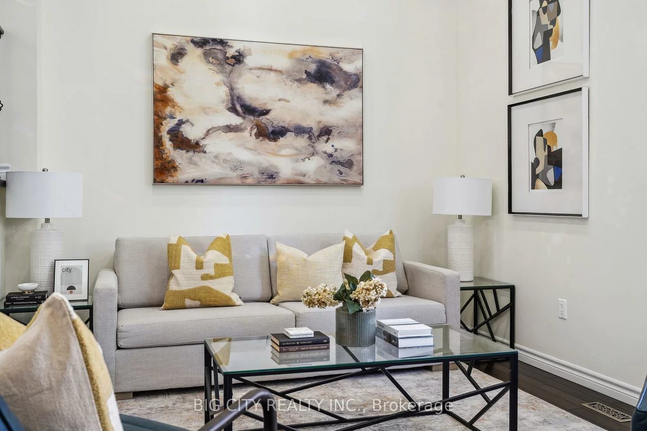 321, Trudelle, Eglinton East, Toronto