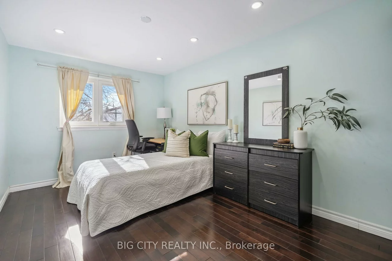 321, Trudelle, Eglinton East, Toronto