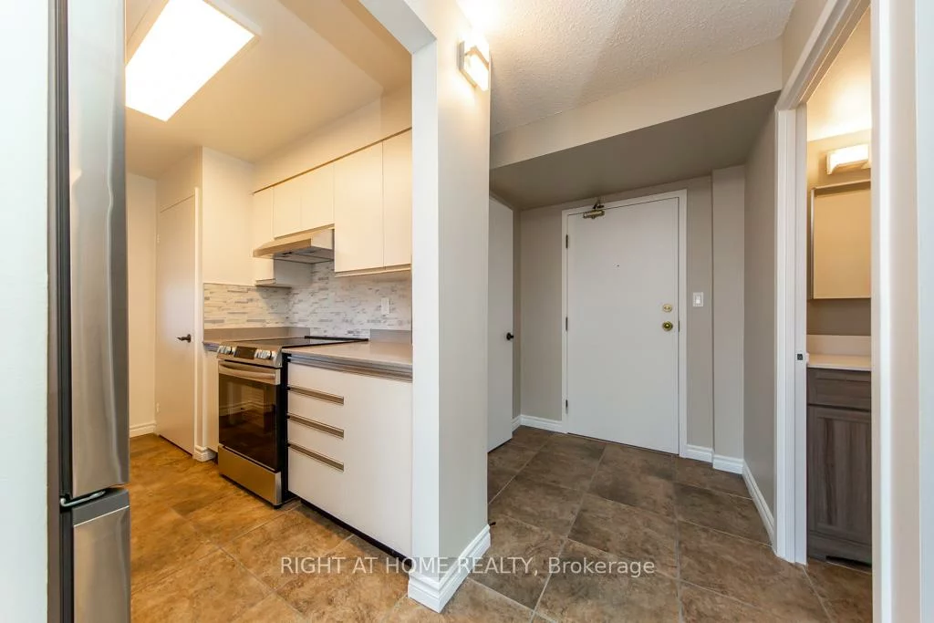 90, Dale, Guildwood, Toronto