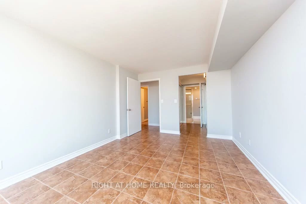 90, Dale, Guildwood, Toronto