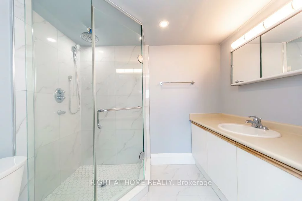 90, Dale, Guildwood, Toronto