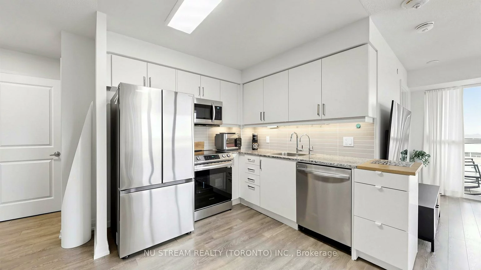 20, Meadowglen, Woburn, Toronto