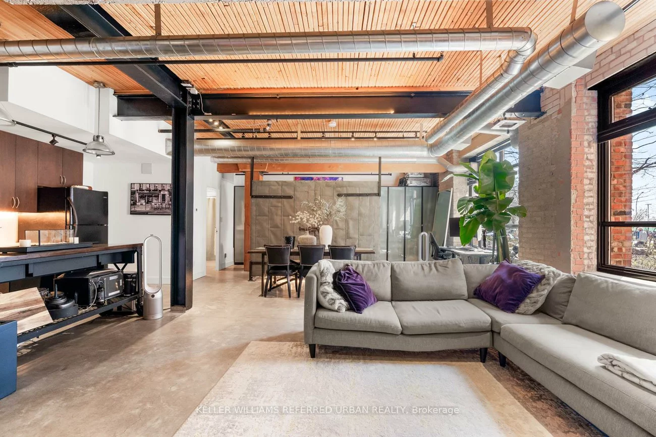 68, Broadview, South Riverdale, Toronto