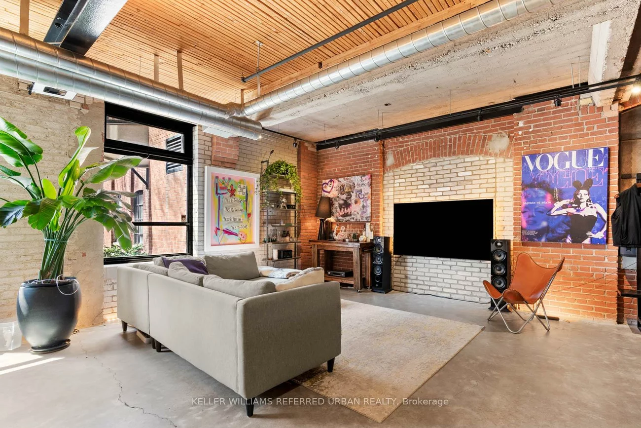 68, Broadview, South Riverdale, Toronto