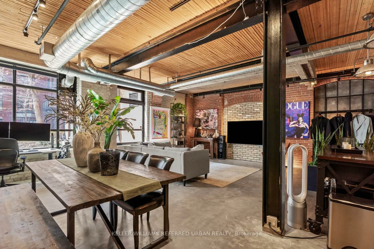 68, Broadview, South Riverdale, Toronto