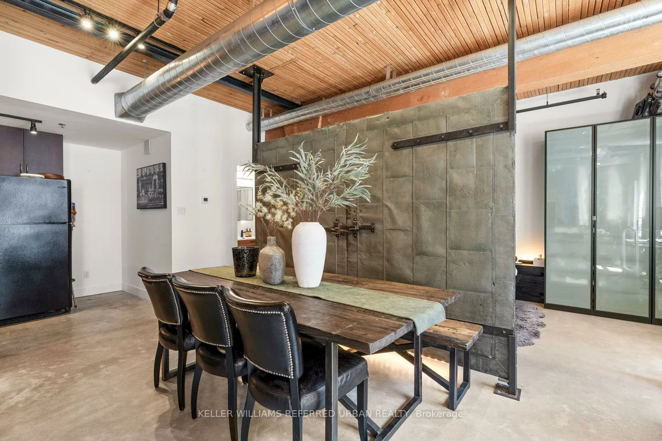 68, Broadview, South Riverdale, Toronto