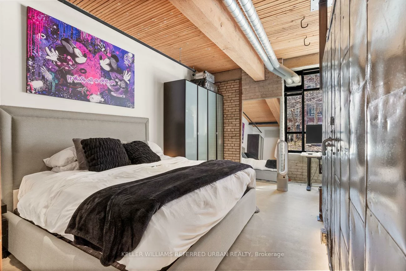 68, Broadview, South Riverdale, Toronto