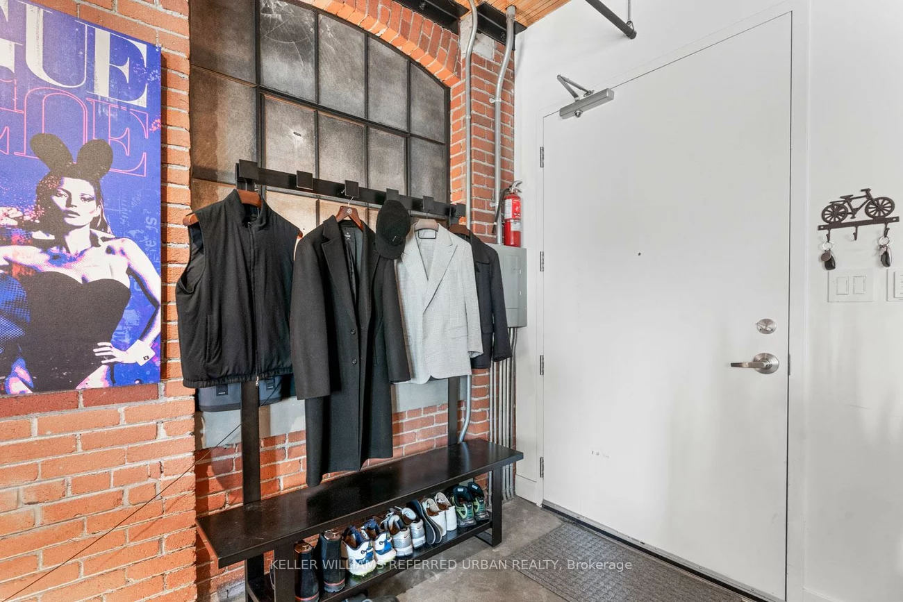 68, Broadview, South Riverdale, Toronto