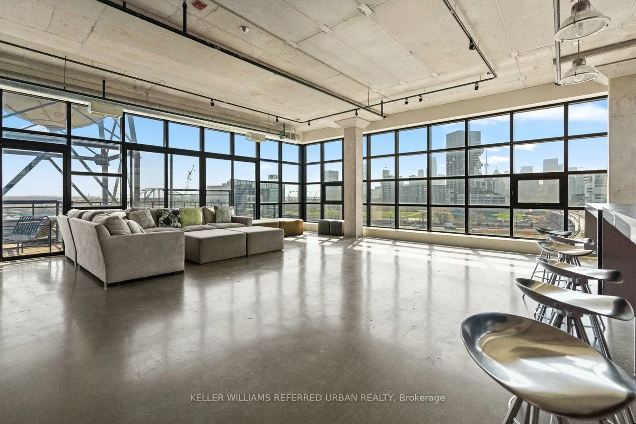 68, Broadview, South Riverdale, Toronto