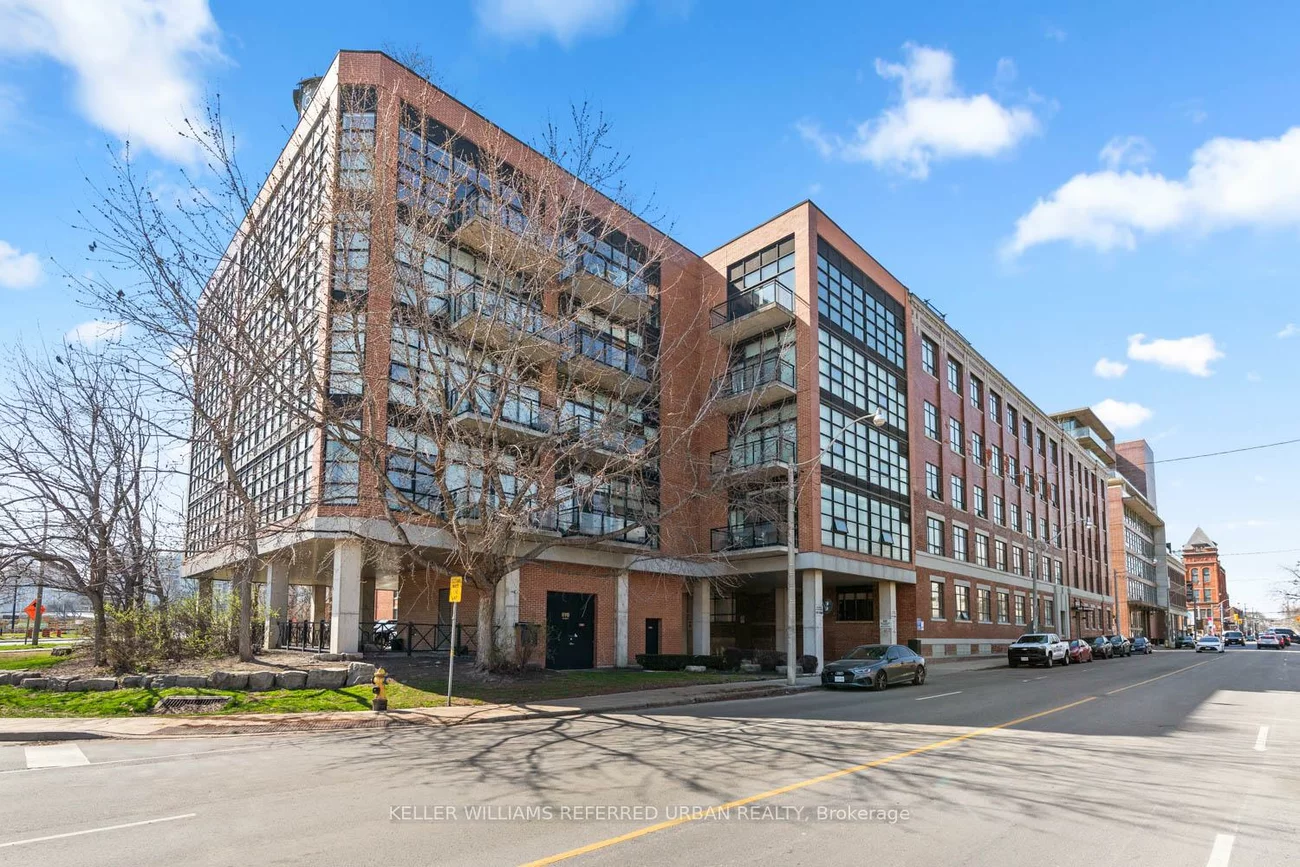 68, Broadview, South Riverdale, Toronto