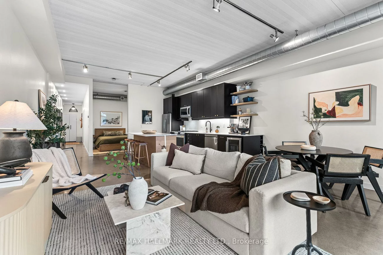 747, Queen, South Riverdale, Toronto