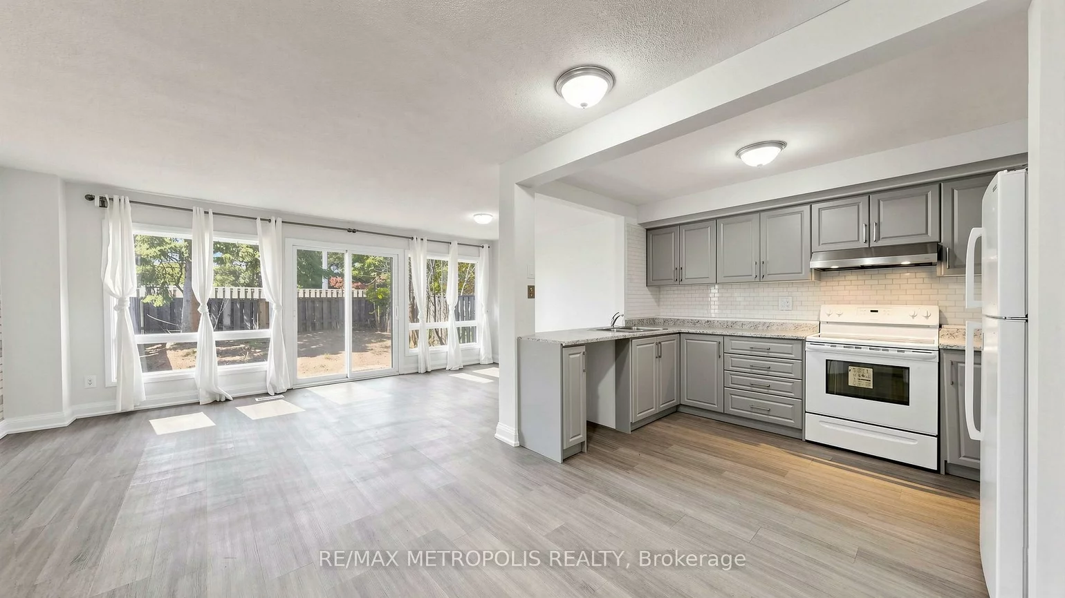 11, Livonia, Morningside, Toronto