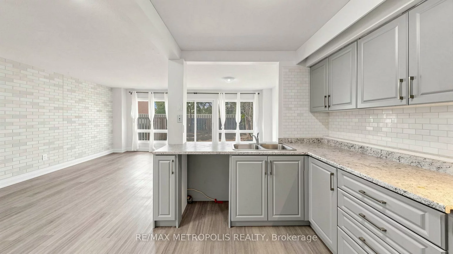 11, Livonia, Morningside, Toronto