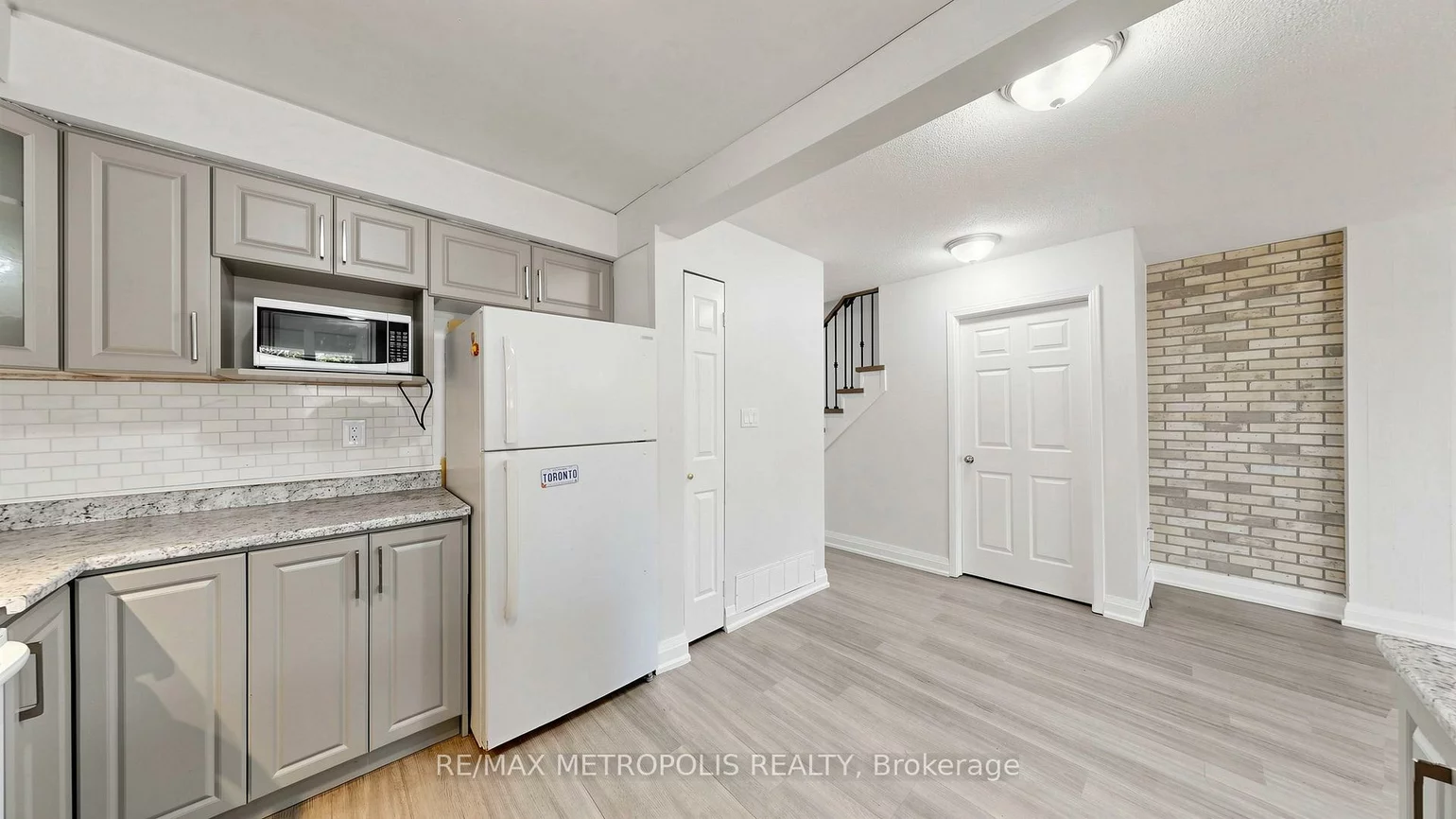 11, Livonia, Morningside, Toronto