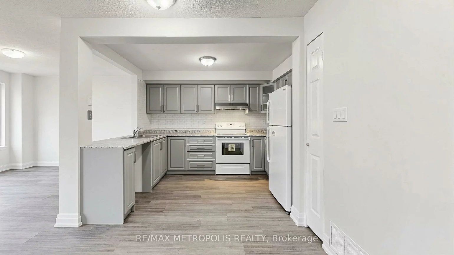 11, Livonia, Morningside, Toronto