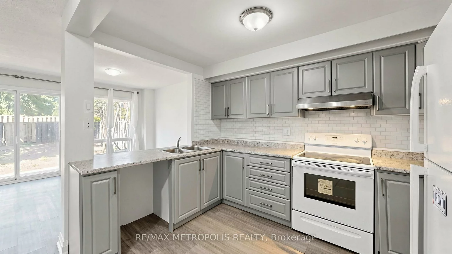 11, Livonia, Morningside, Toronto