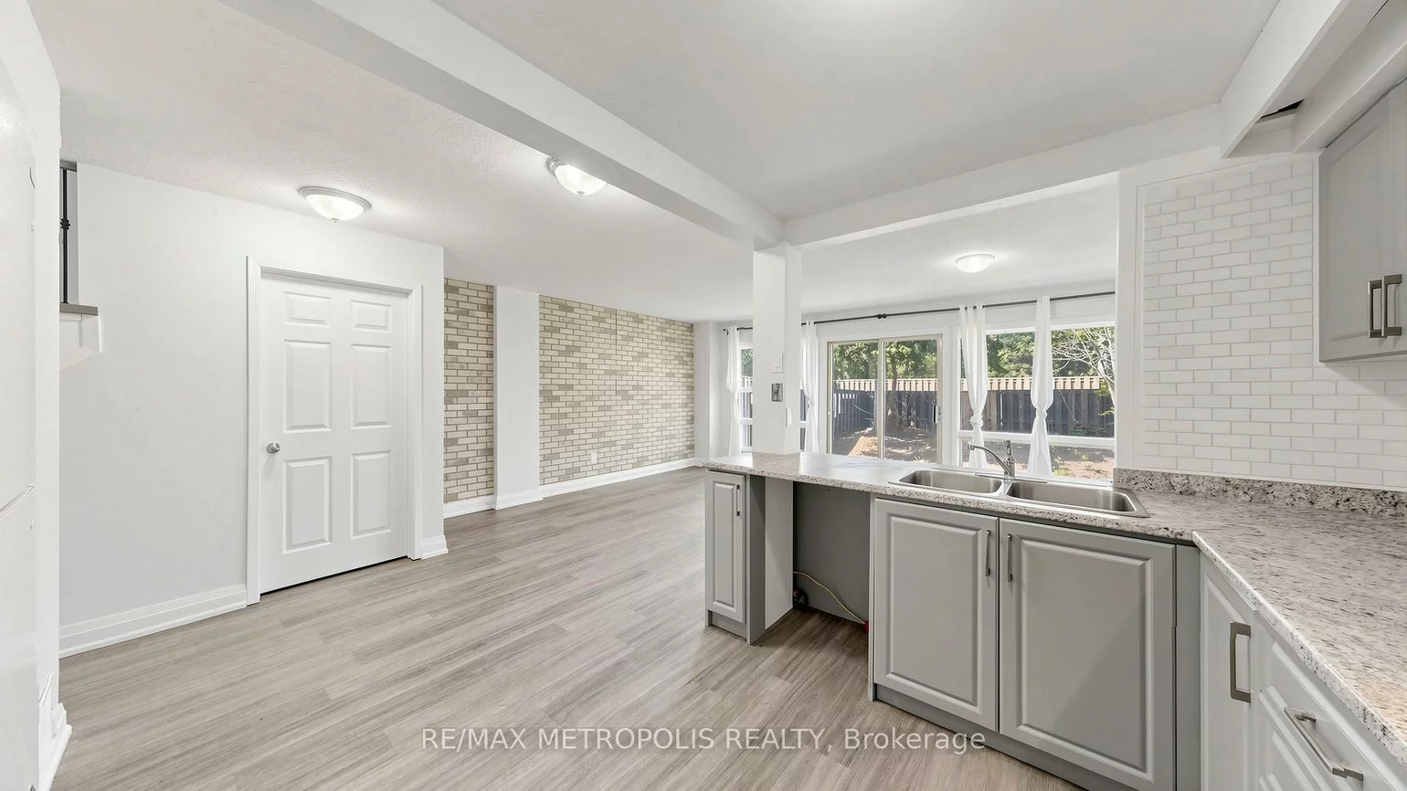 11, Livonia, Morningside, Toronto