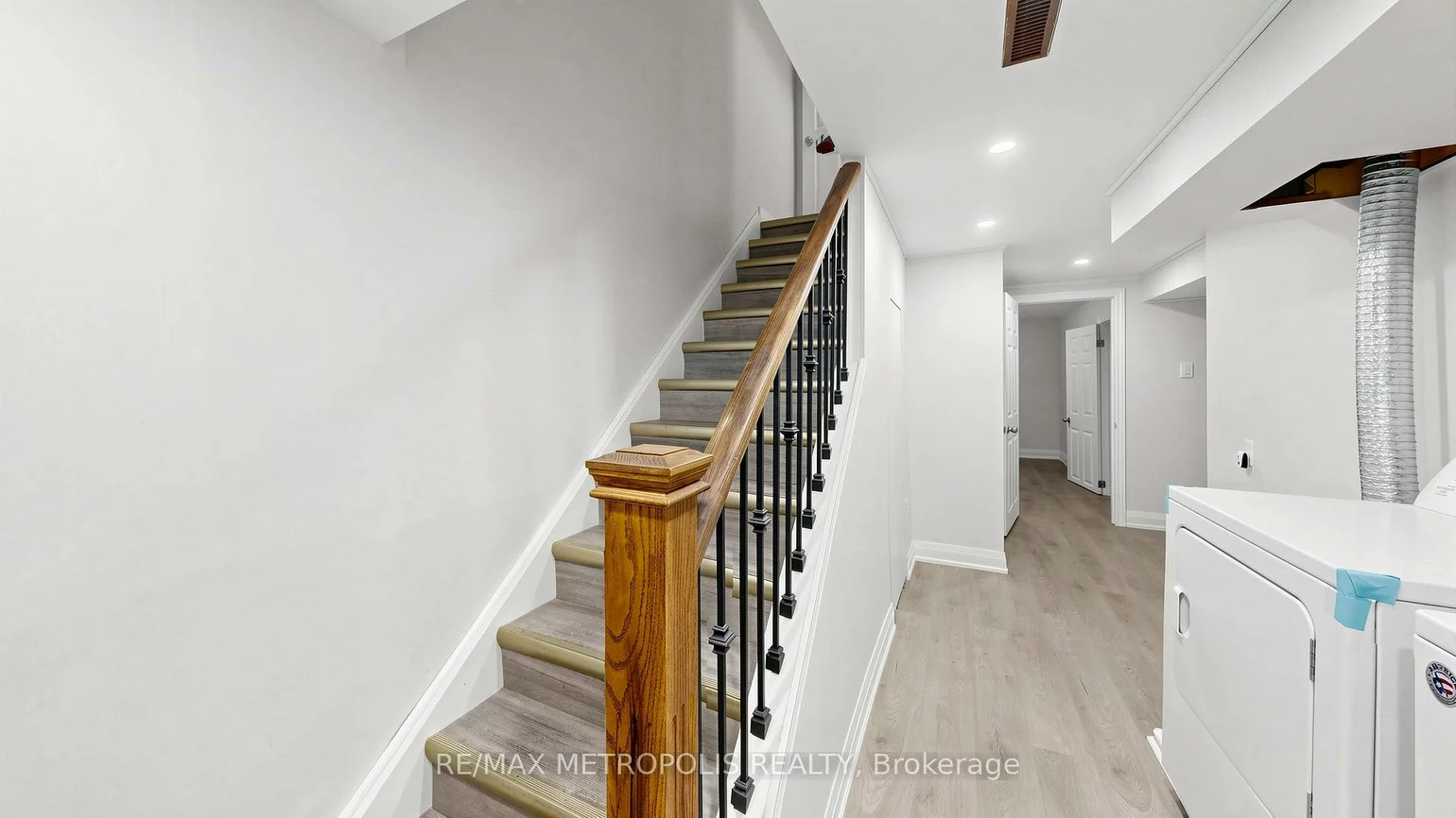 11, Livonia, Morningside, Toronto