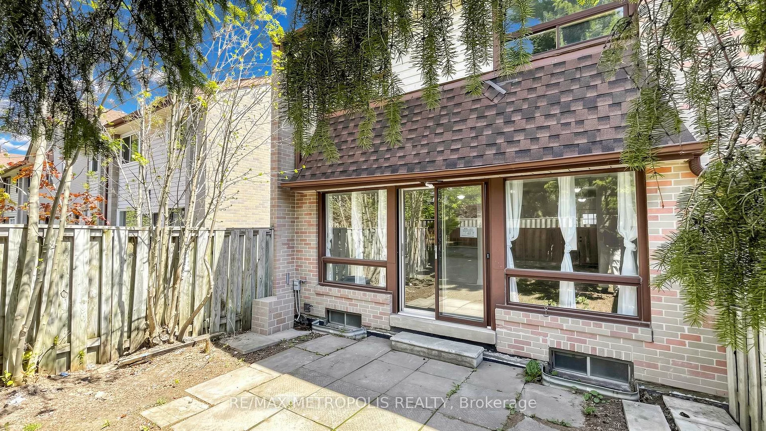 11, Livonia, Morningside, Toronto