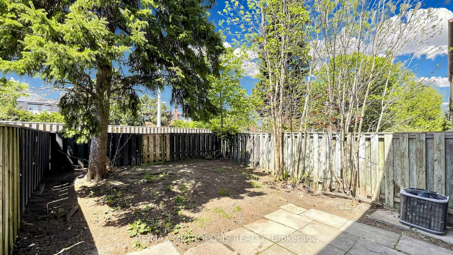 11, Livonia, Morningside, Toronto