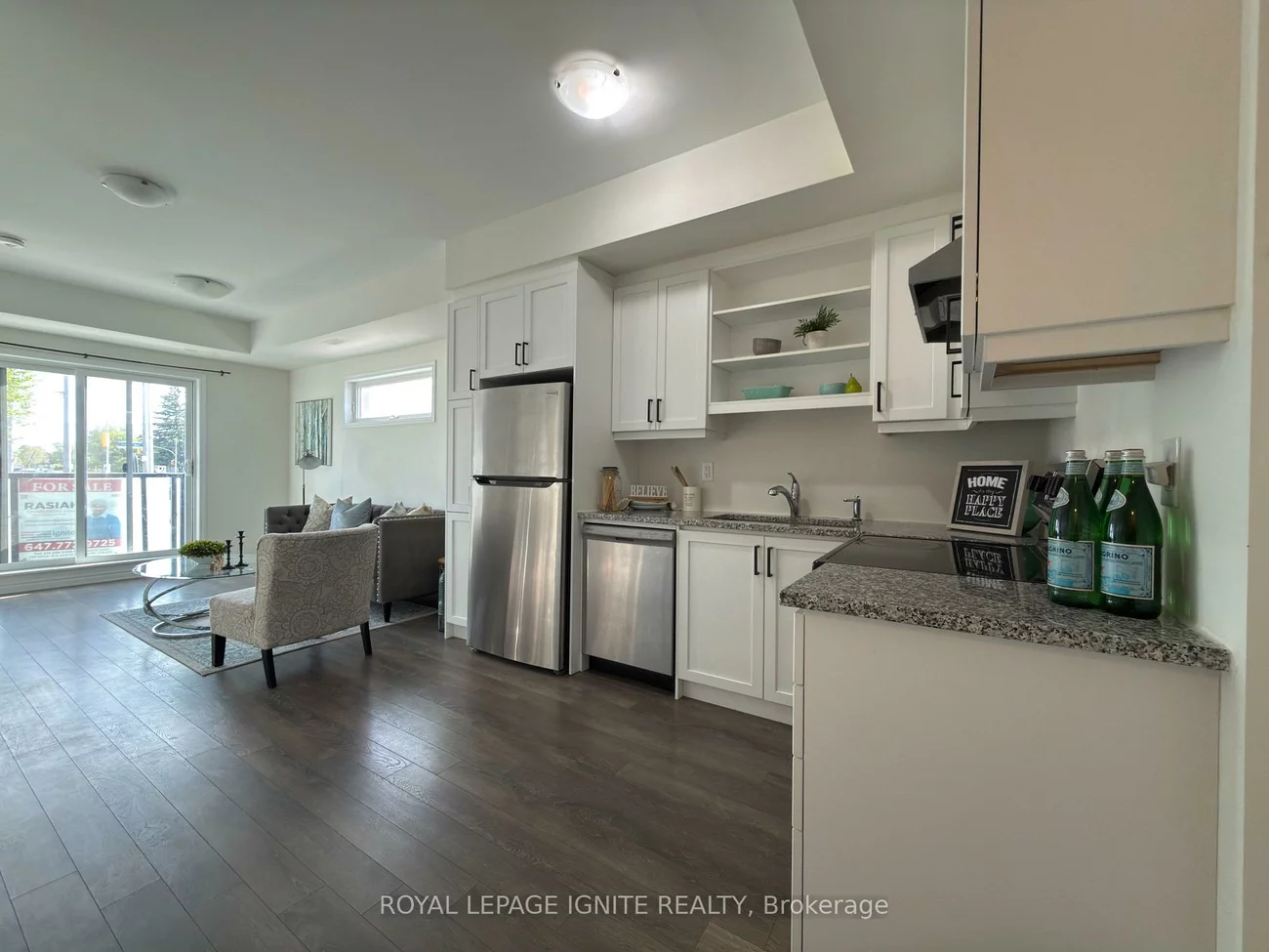 1081, Danforth, Eglinton East, Toronto