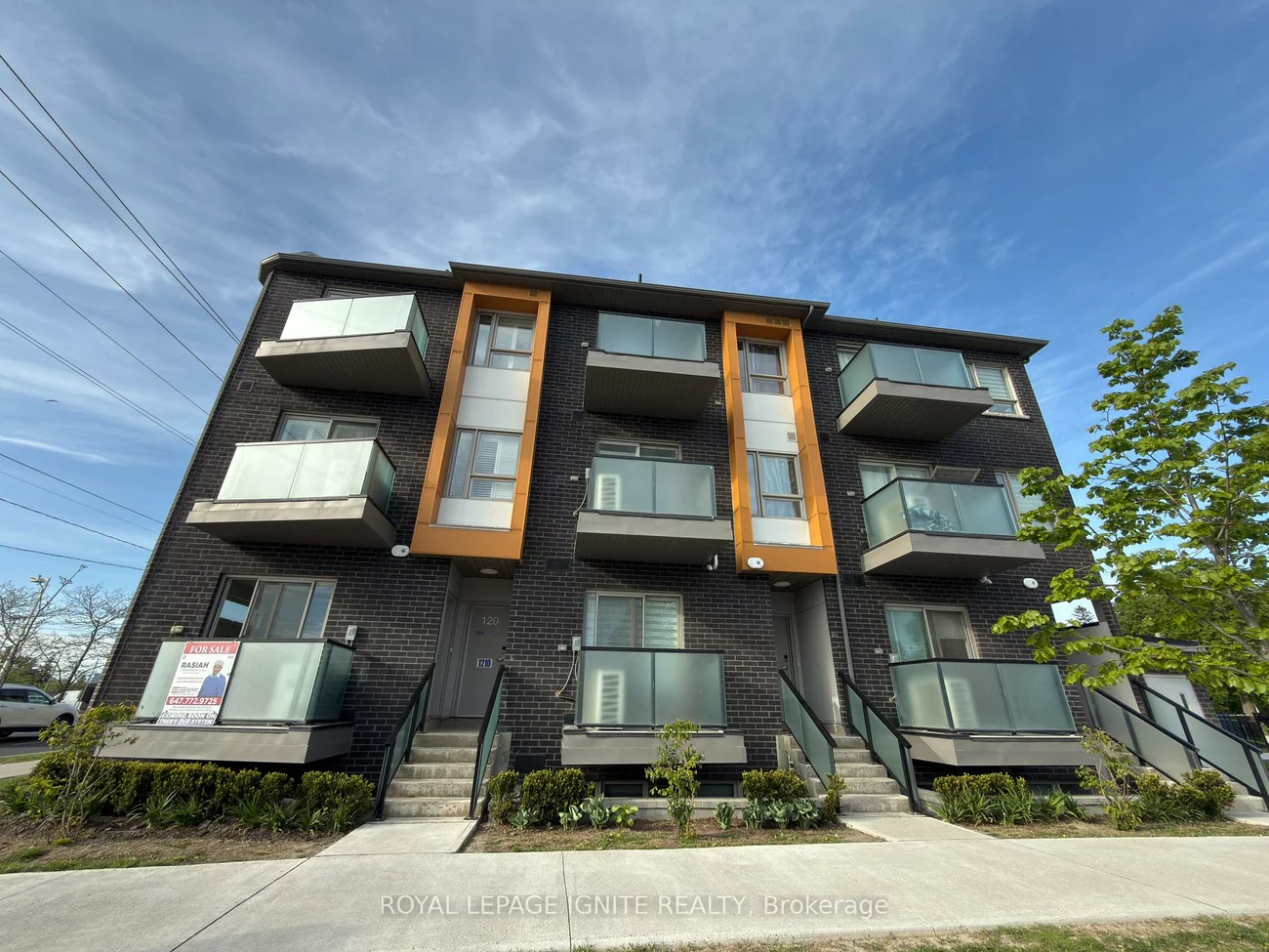 1081, Danforth, Eglinton East, Toronto