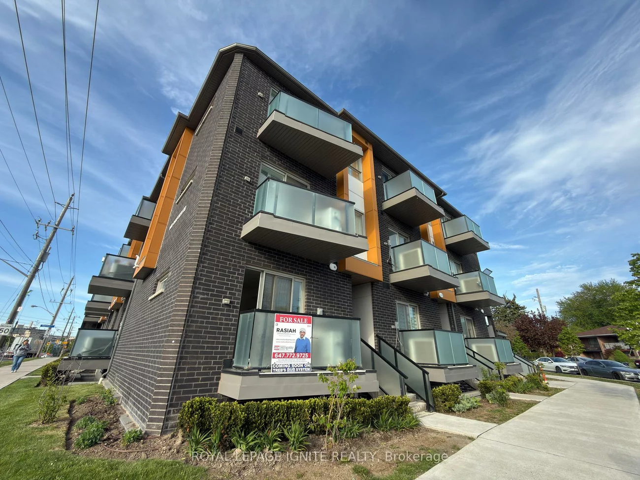 1081, Danforth, Eglinton East, Toronto