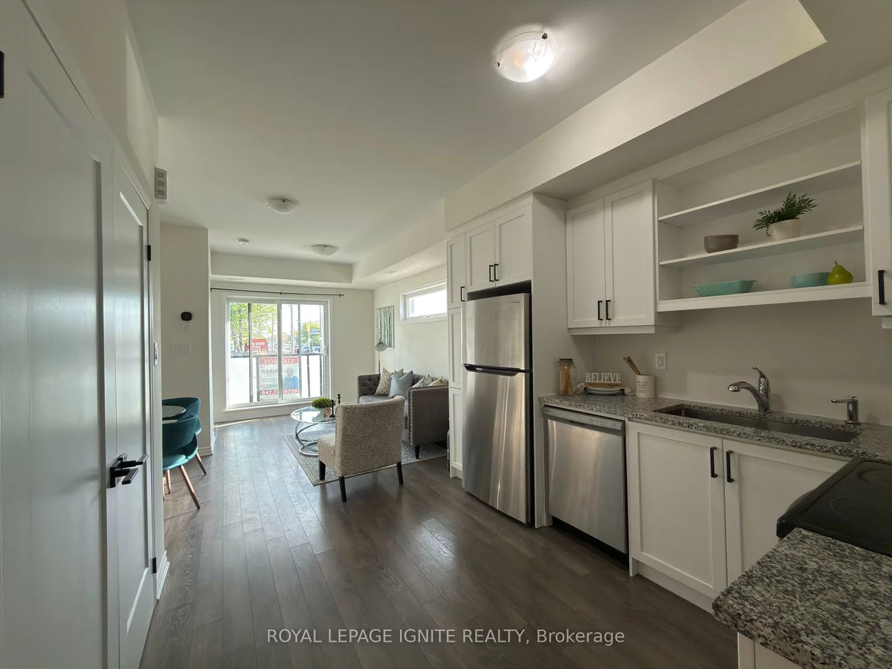 1081, Danforth, Eglinton East, Toronto