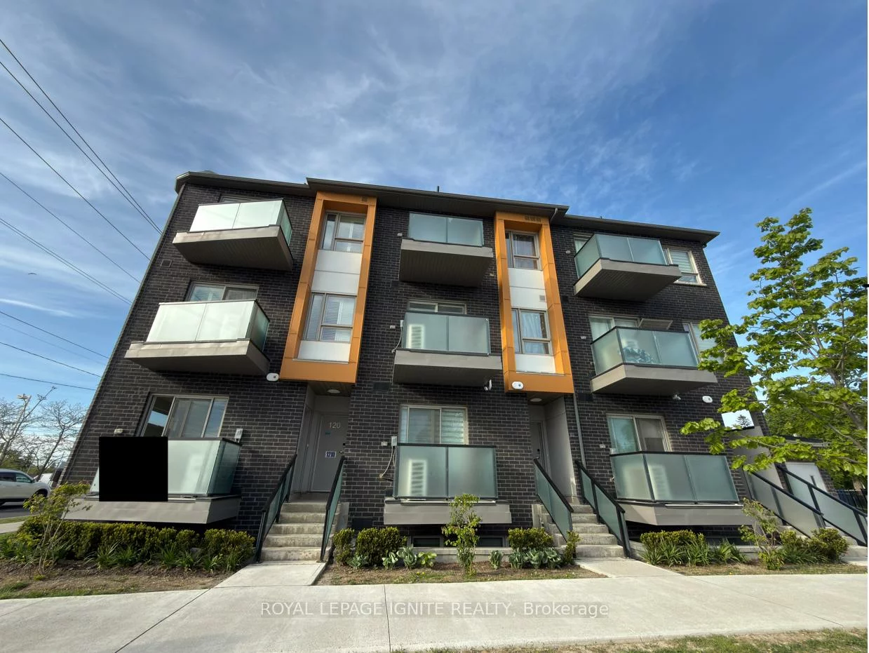 1081, Danforth, Eglinton East, Toronto