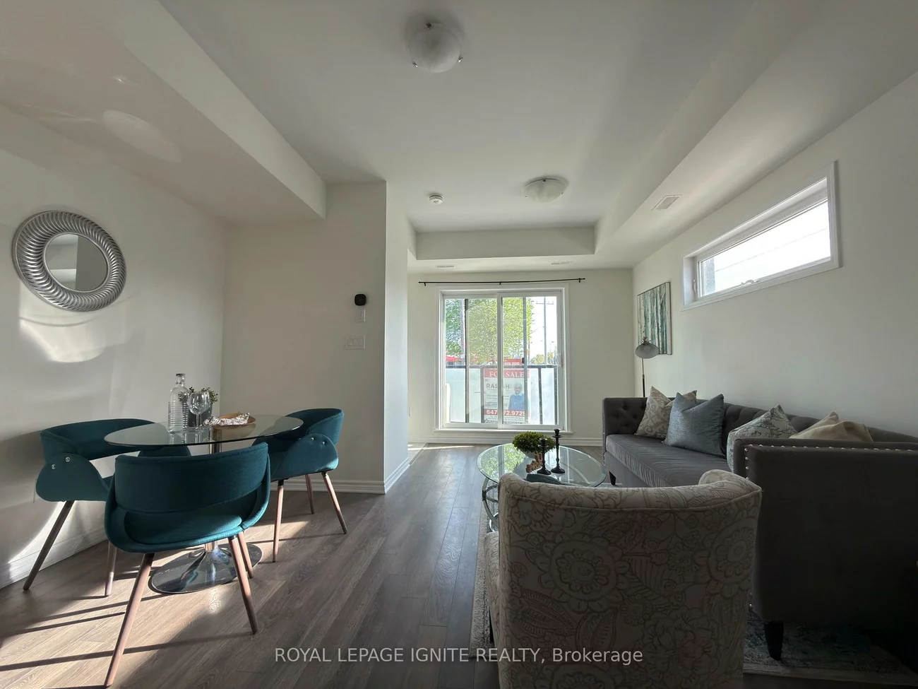 1081, Danforth, Eglinton East, Toronto