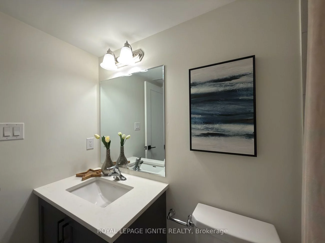1081, Danforth, Eglinton East, Toronto