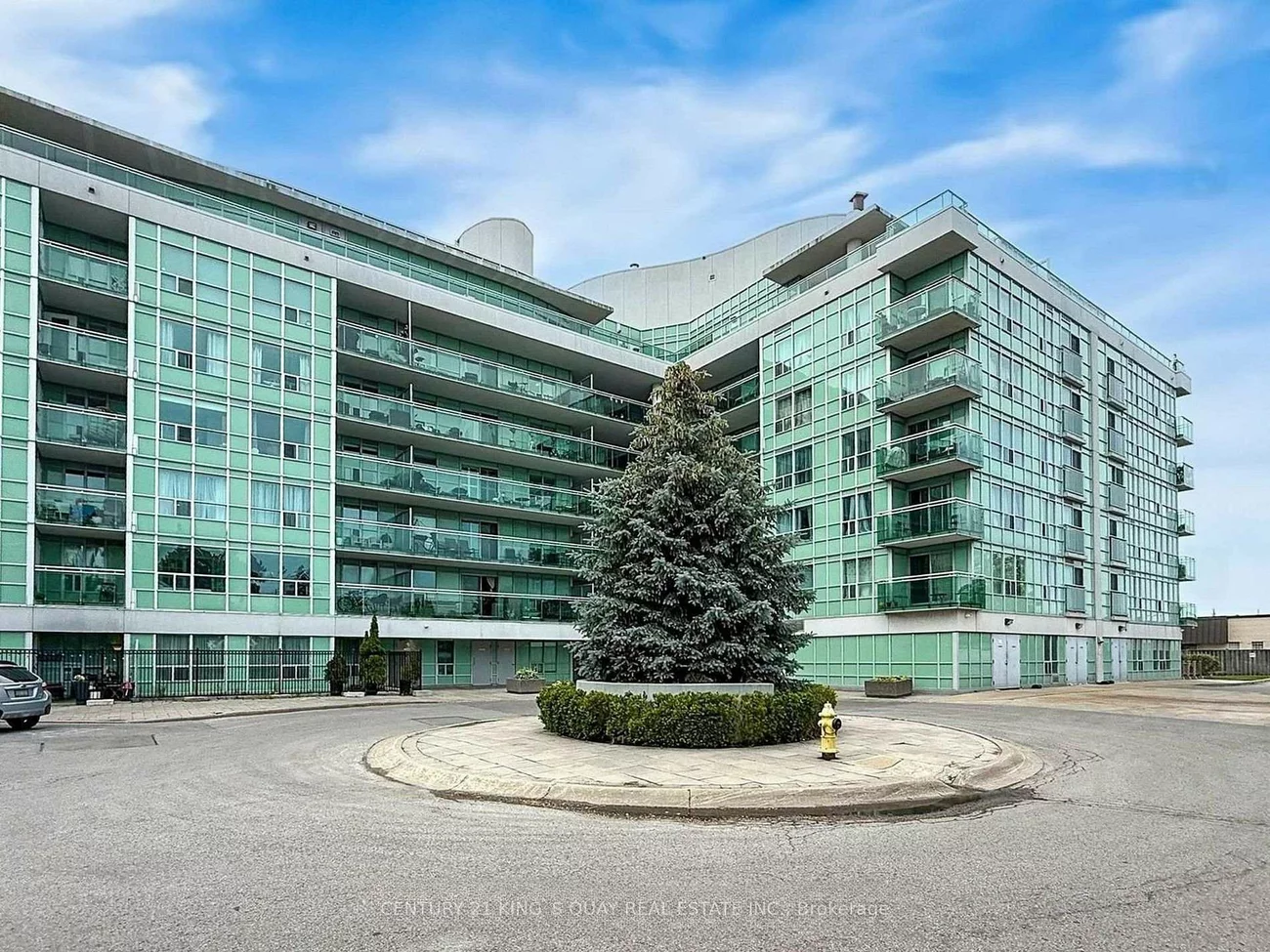 60, Fairfax, Clairlea-Birchmount, Toronto