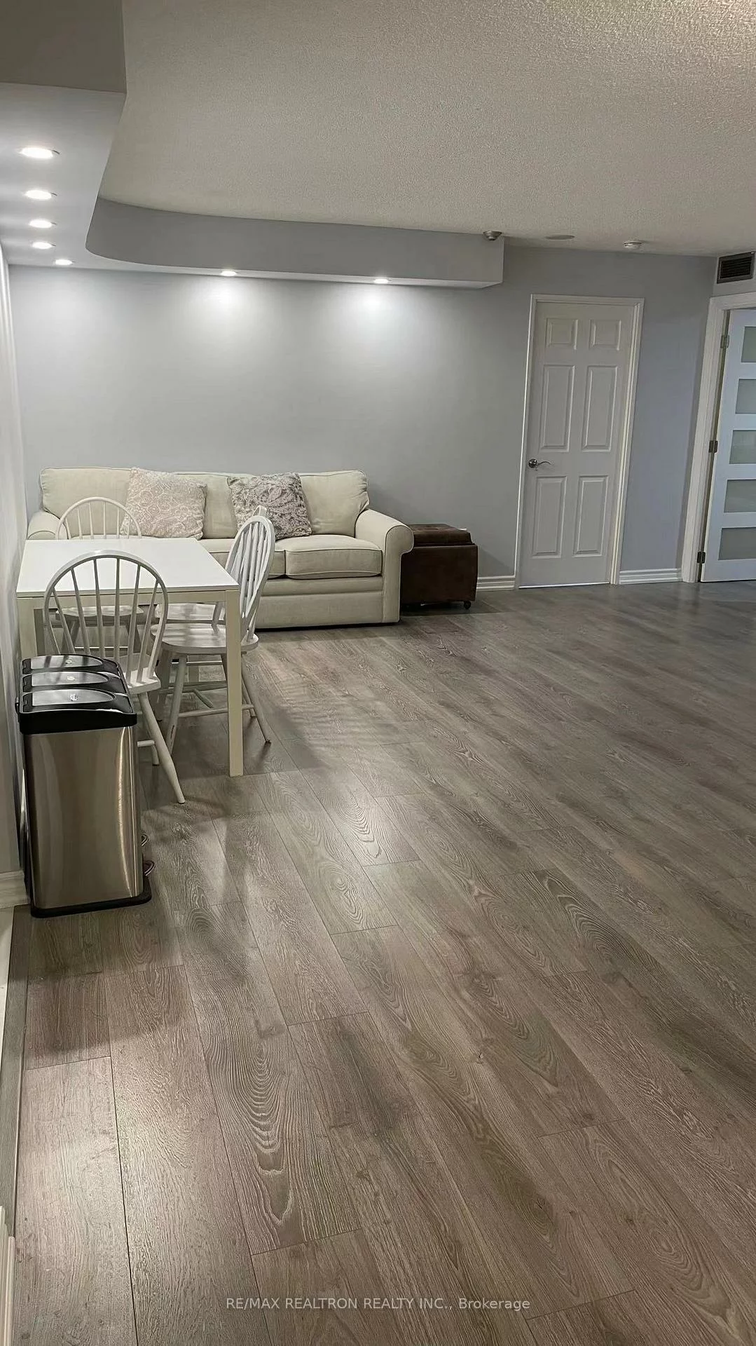 3050, Ellesmere, Morningside, Toronto