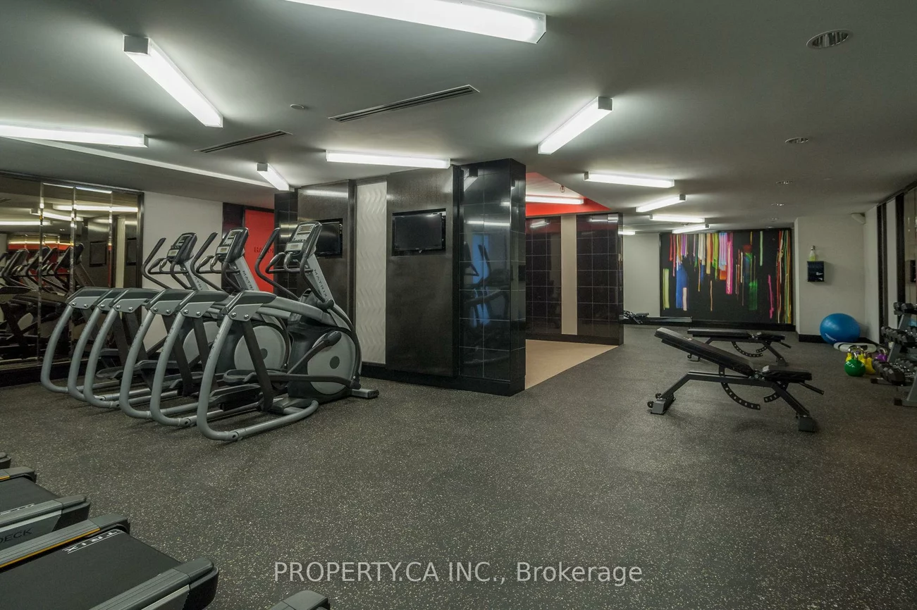 1190, Dundas, South Riverdale, Toronto