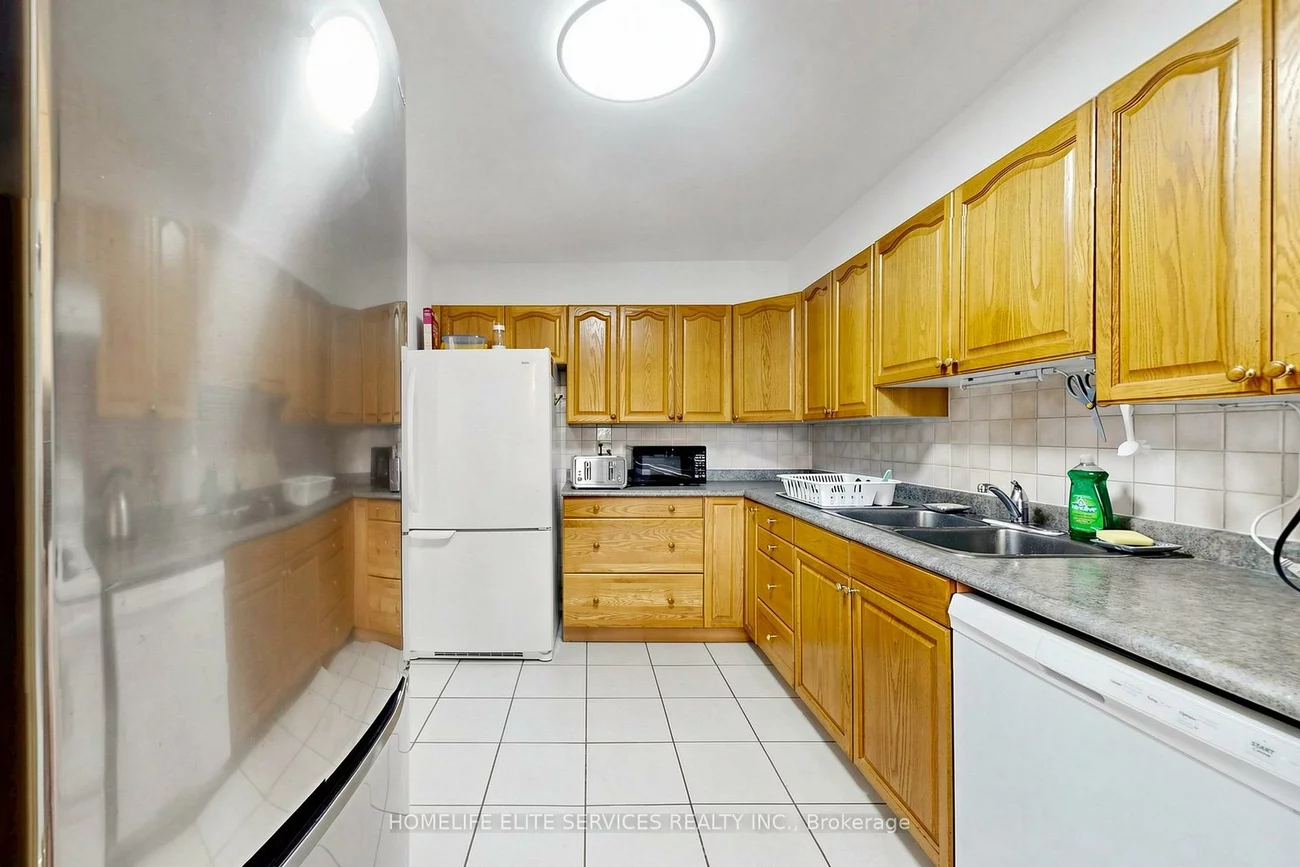 120, Dundalk, Dorset Park, Toronto
