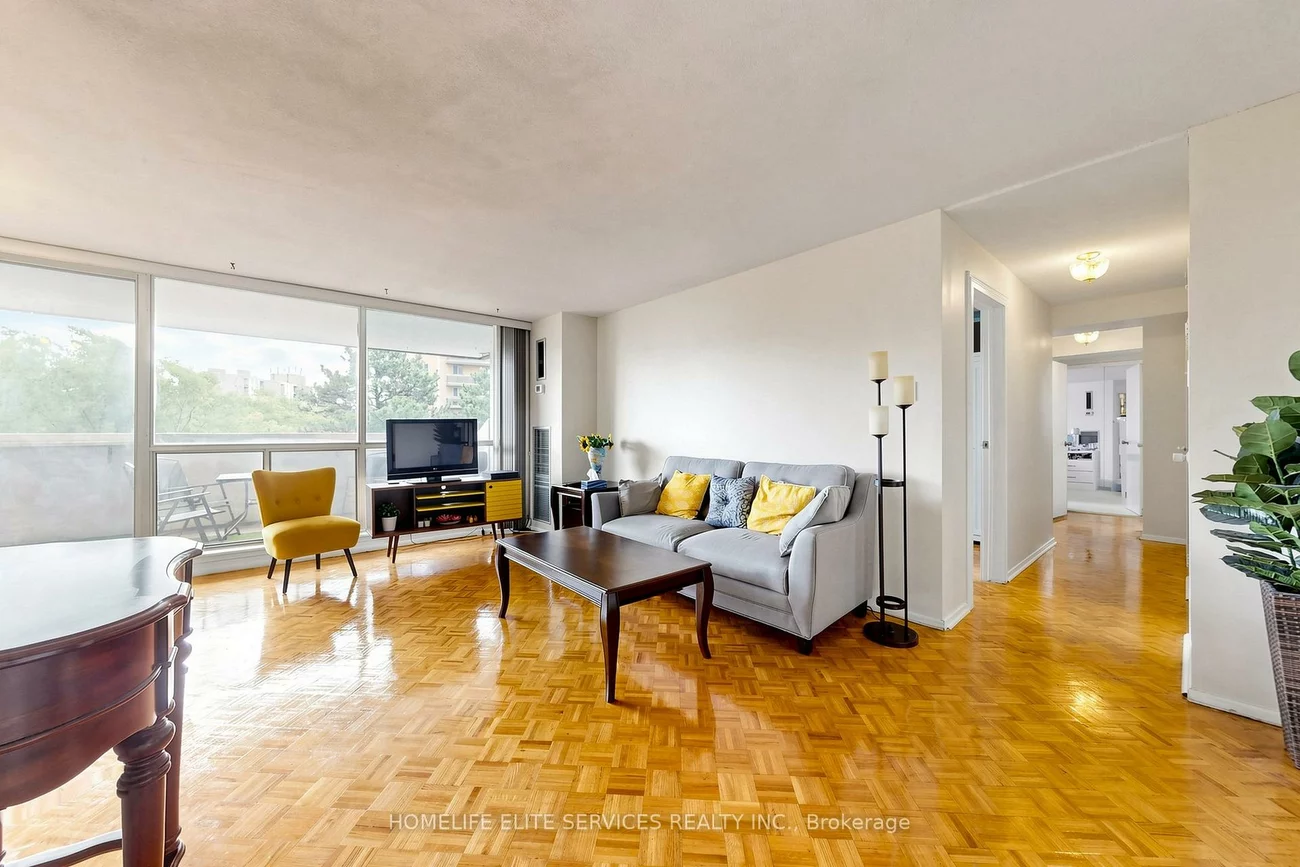 120, Dundalk, Dorset Park, Toronto