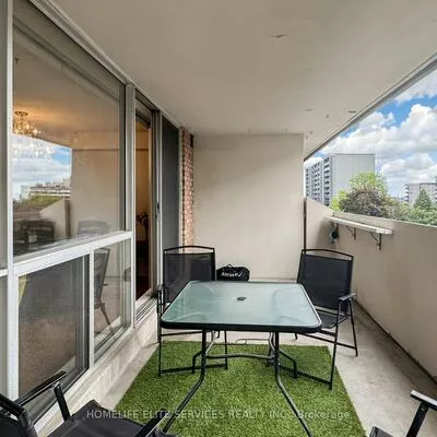 120, Dundalk, Dorset Park, Toronto