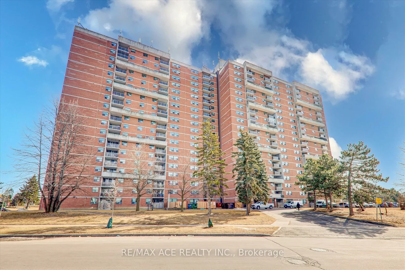 100, Wingarden, Malvern, Toronto