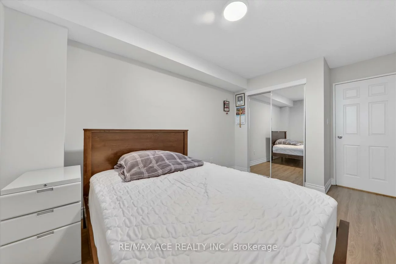 100, Wingarden, Malvern, Toronto