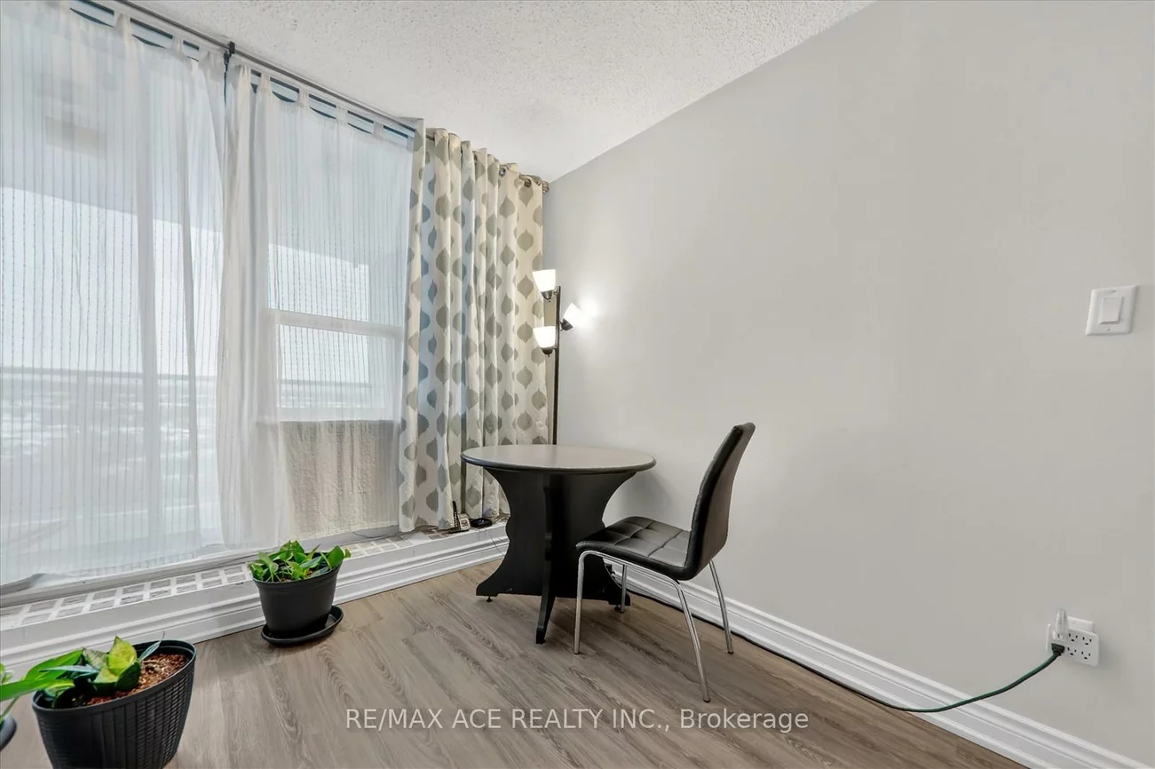 100, Wingarden, Malvern, Toronto