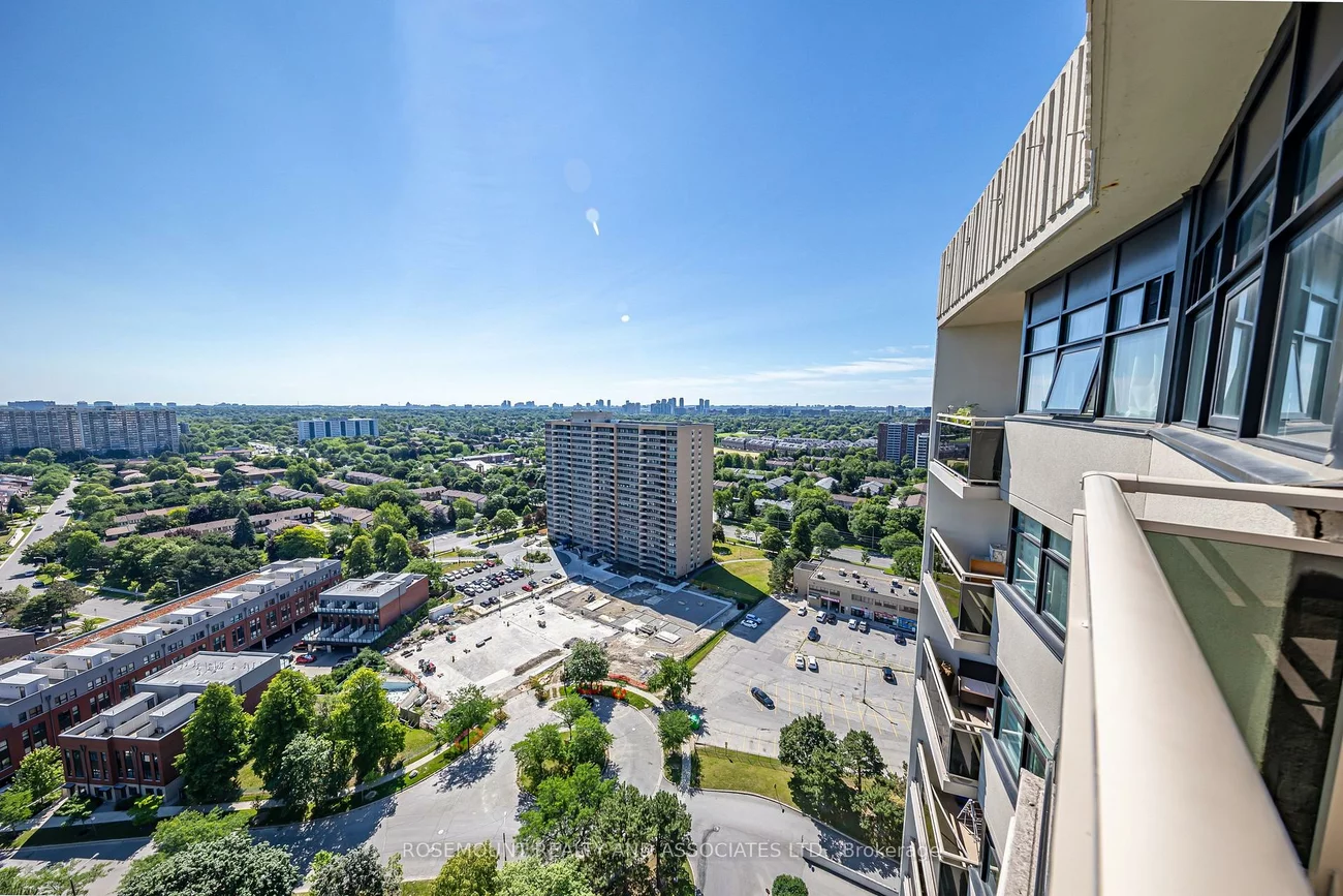 100, Echo, L'Amoreaux, Toronto