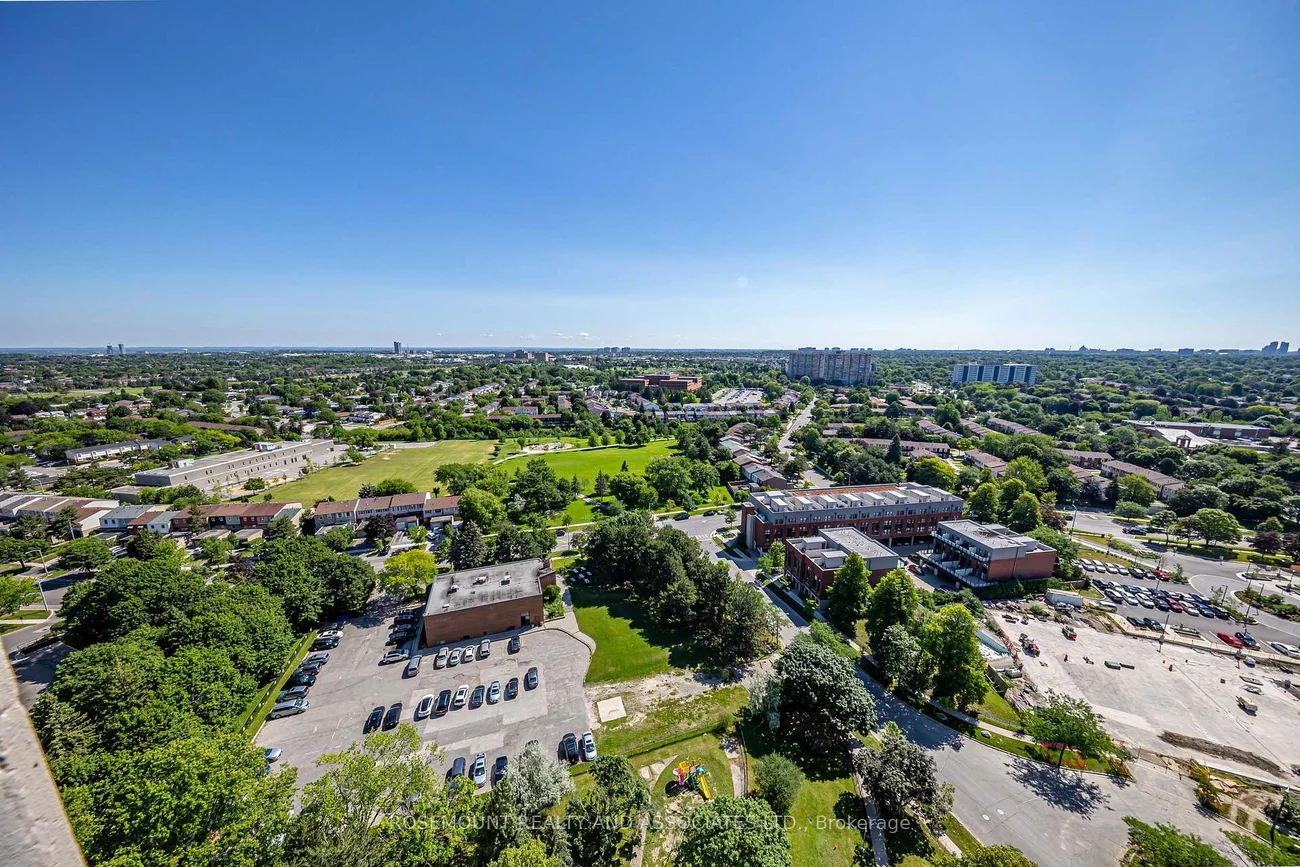 100, Echo, L'Amoreaux, Toronto