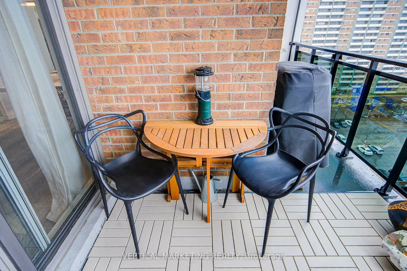 20, Gilder, Eglinton East, Toronto