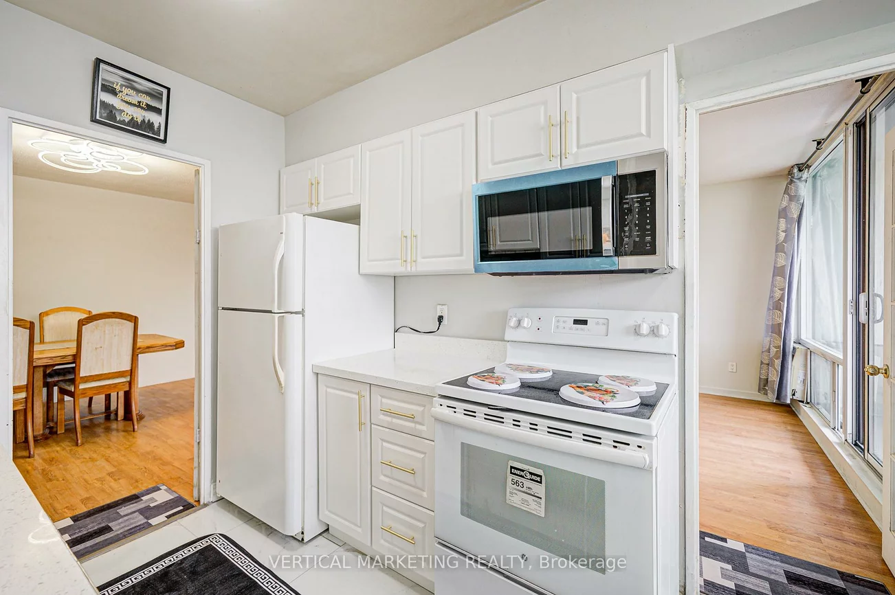 20, Gilder, Eglinton East, Toronto