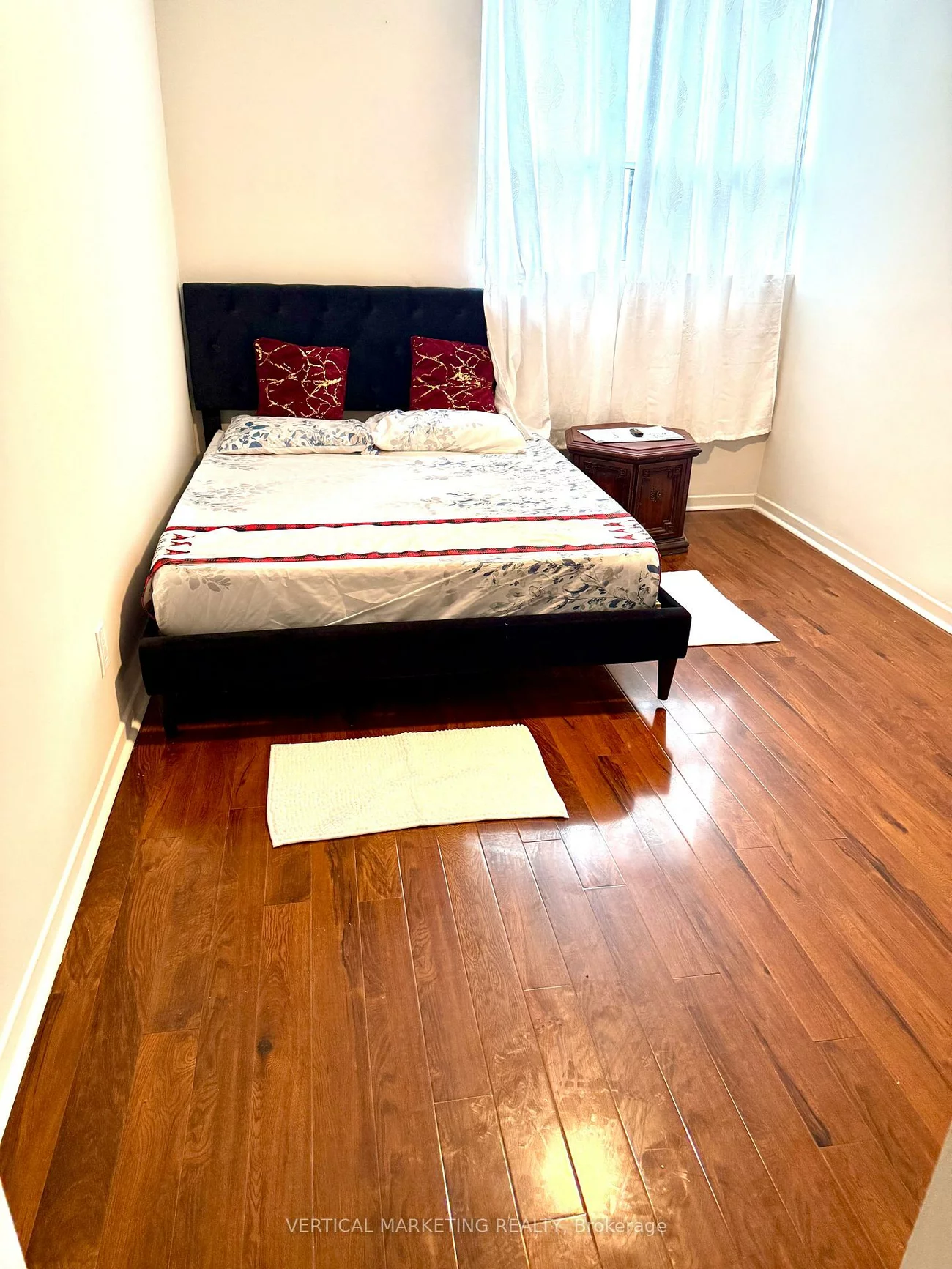 20, Gilder, Eglinton East, Toronto