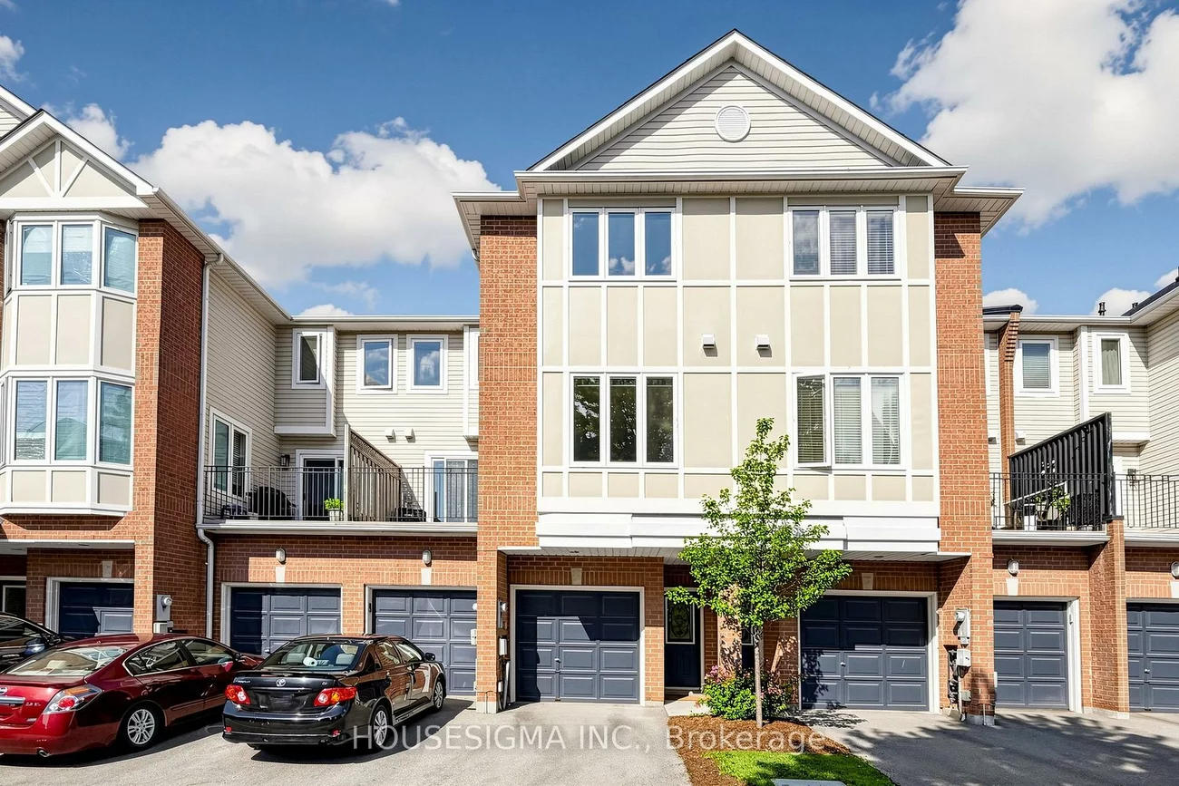 83, Mondeo, Dorset Park, Toronto