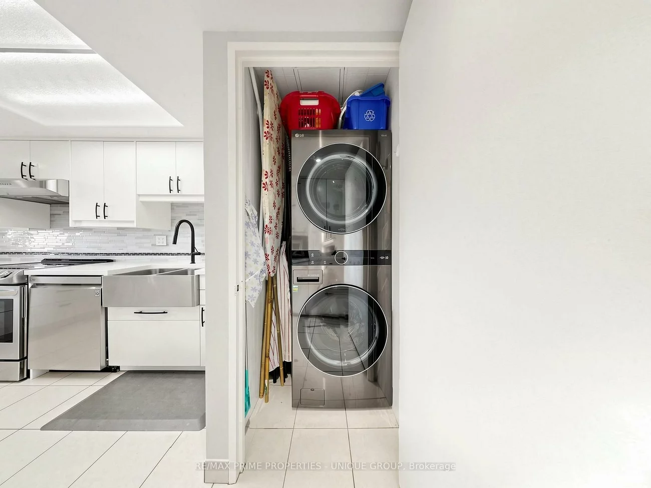 2460, Eglinton, Eglinton East, Toronto