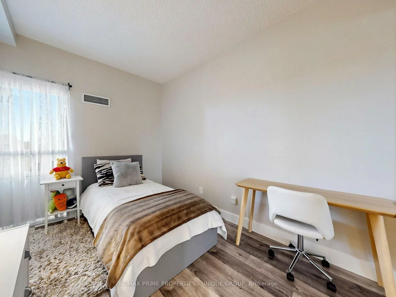 2460, Eglinton, Eglinton East, Toronto