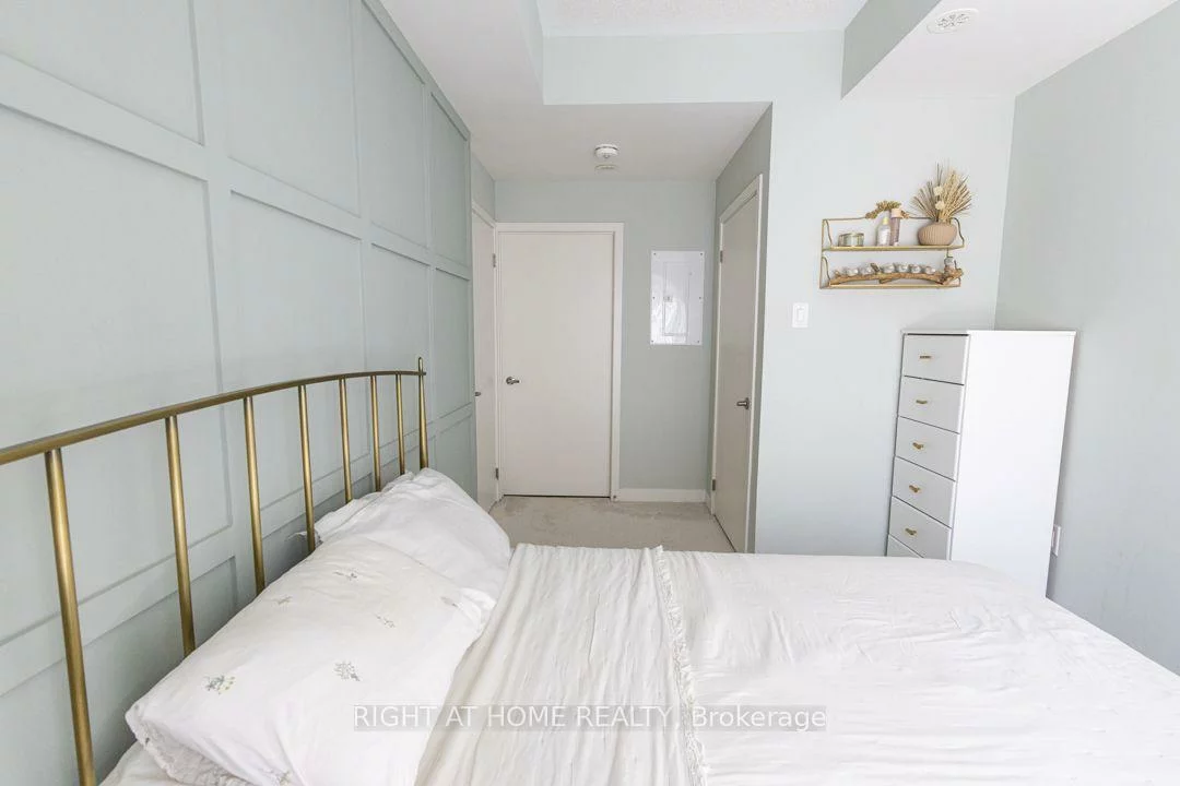 60, Orchid Place, Malvern, Toronto