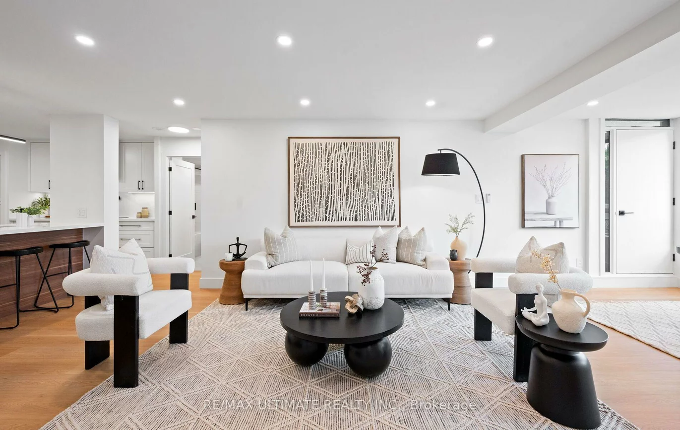 275, Bamburgh, Steeles, Toronto